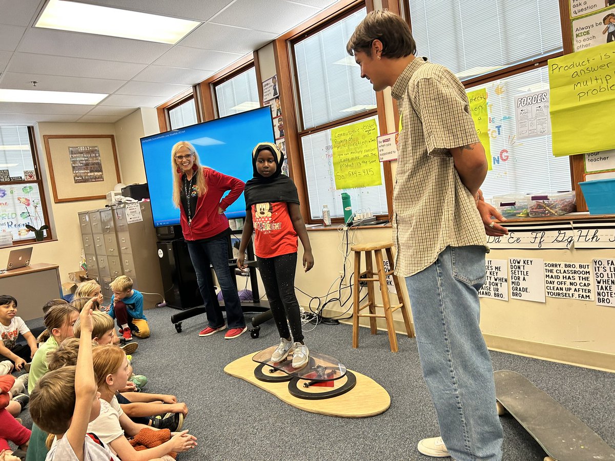 OPS_Harrison's tweet photo. Brenton Gomez, visited 3rd grade on Thursday to break down physics (force, motion, acceleration, pressure) with the art of skateboarding! It’s was #gnarly! Nothing better than seeing physics in real life! #HarrisonProud #SimplyTheBest #BuildingBackgroundKnowledge https://t.co/V7H9vQ87qu