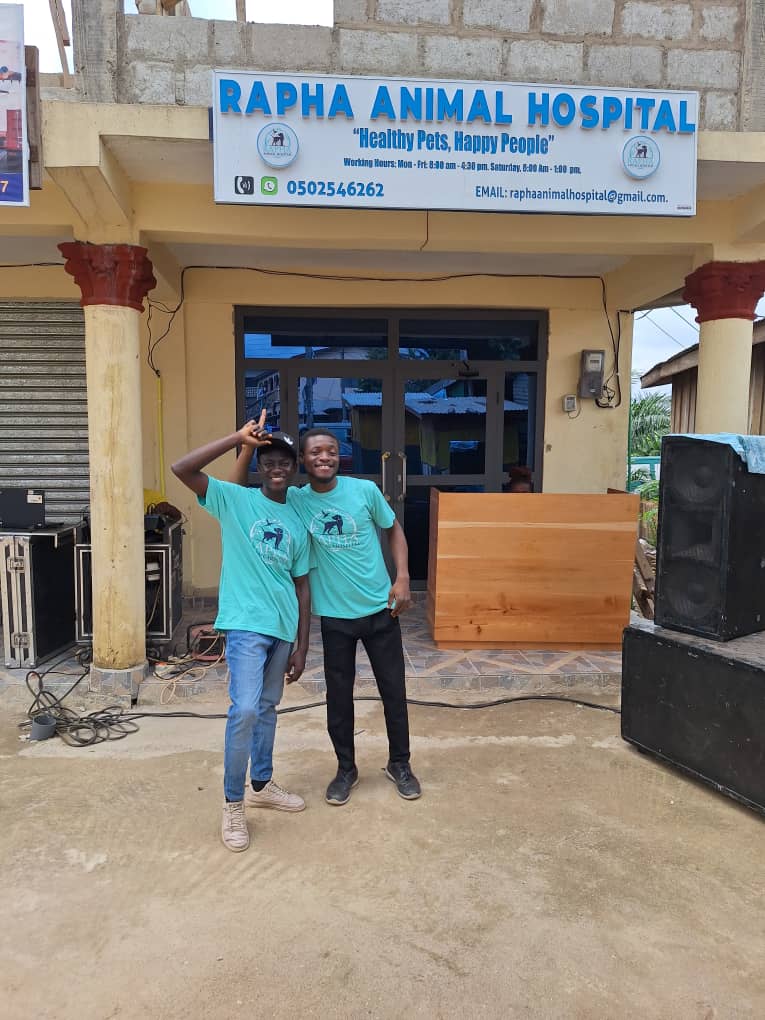 kabonyansa's tweet photo. Celebrated Rapha Animal Hospital's grand opening and World Rabies Day! Vaccinated numerous pets, protecting them and humans. Amazing work by Rapha Animal Hospital https://t.co/nzmlPnS16X