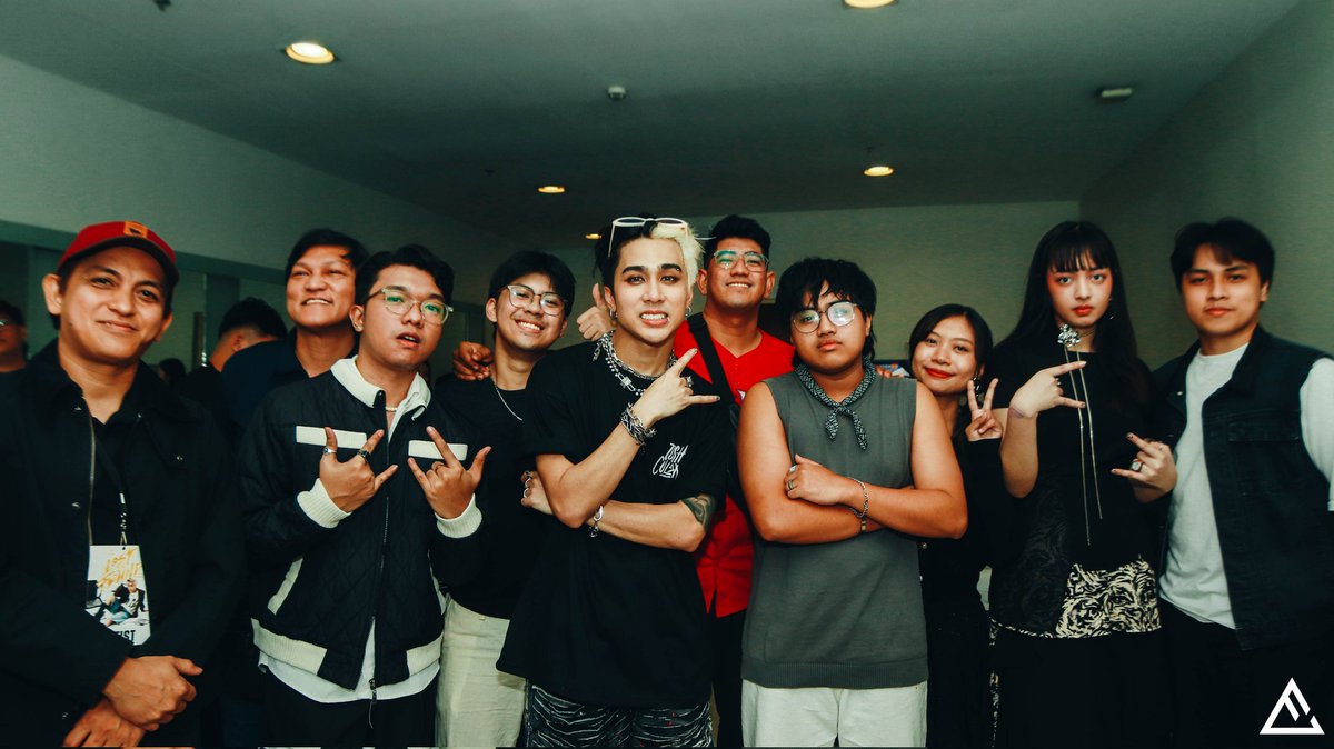 Back from 1999!

Thank you so much <a href="/JoshCullen_s/">JOSH CULLEN</a> 🩶⛓️

#JCLostAndFoundConcert