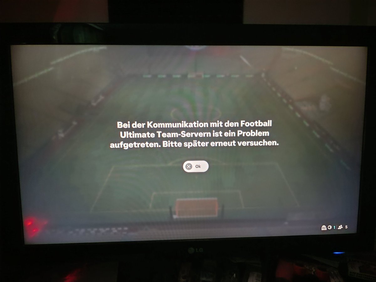 CountryFan03's tweet photo. @EASFCDirect what's wrong this time ? https://t.co/PbuHjYI7cY