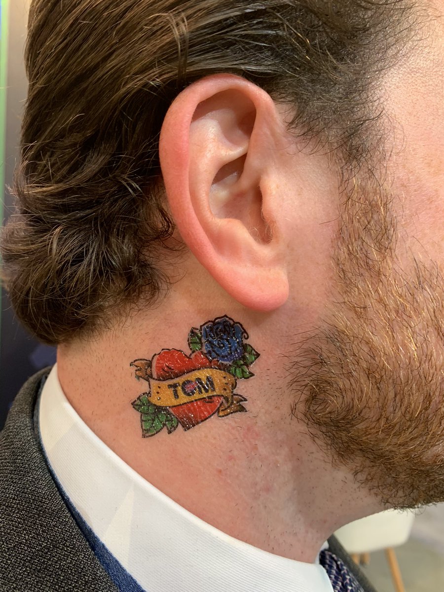 One bearded Tory activist proudly sporting a ‘Tugendtat’