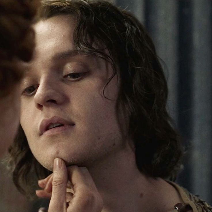 ——. 

            #SEDUCTIVESUNDAY. 🌿