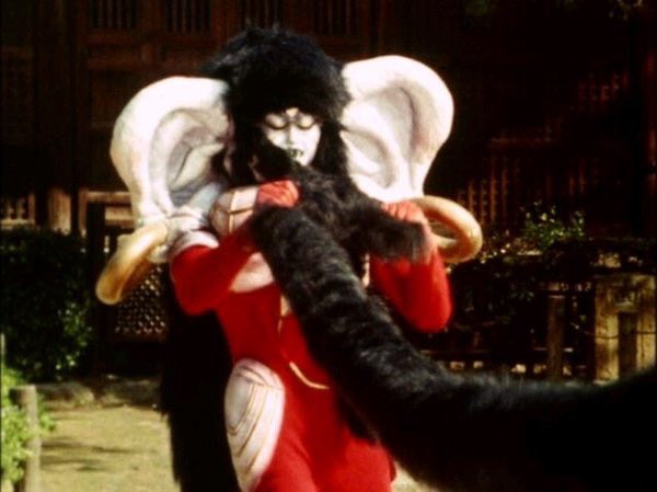 villainess_fur's tweet photo. イヤリング官女の髪の毛に捕まって四六時中全身ぐるぐる巻きにされて精◯隷として飼育されたいショタ時代だった https://t.co/A9dKMbKAPO