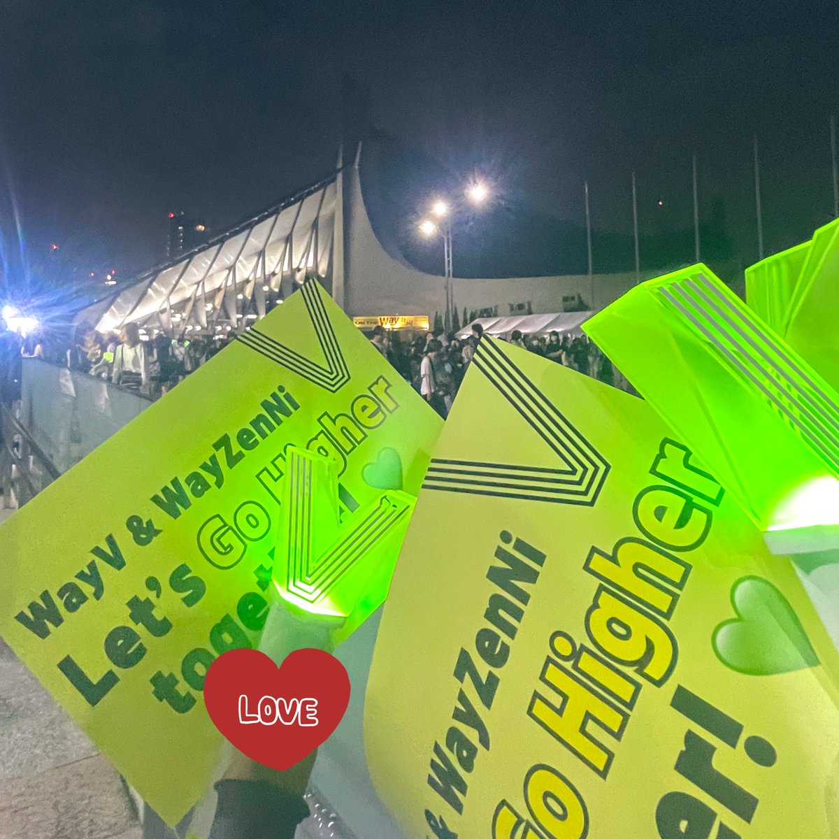 smasigao's tweet photo. くん哥へ

ありがとう、活動続けてくれてありがとう。 https://t.co/5328UYdclb