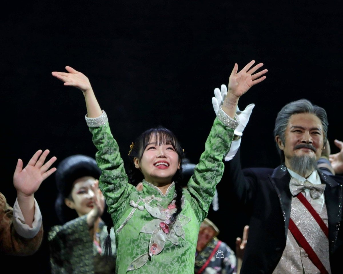 영웅 찐 막공 커튼콜! 
그동안 고생했고 좋은 공연 고마웠어 유정아😍
#뮤지컬영웅 #최유정 #링링