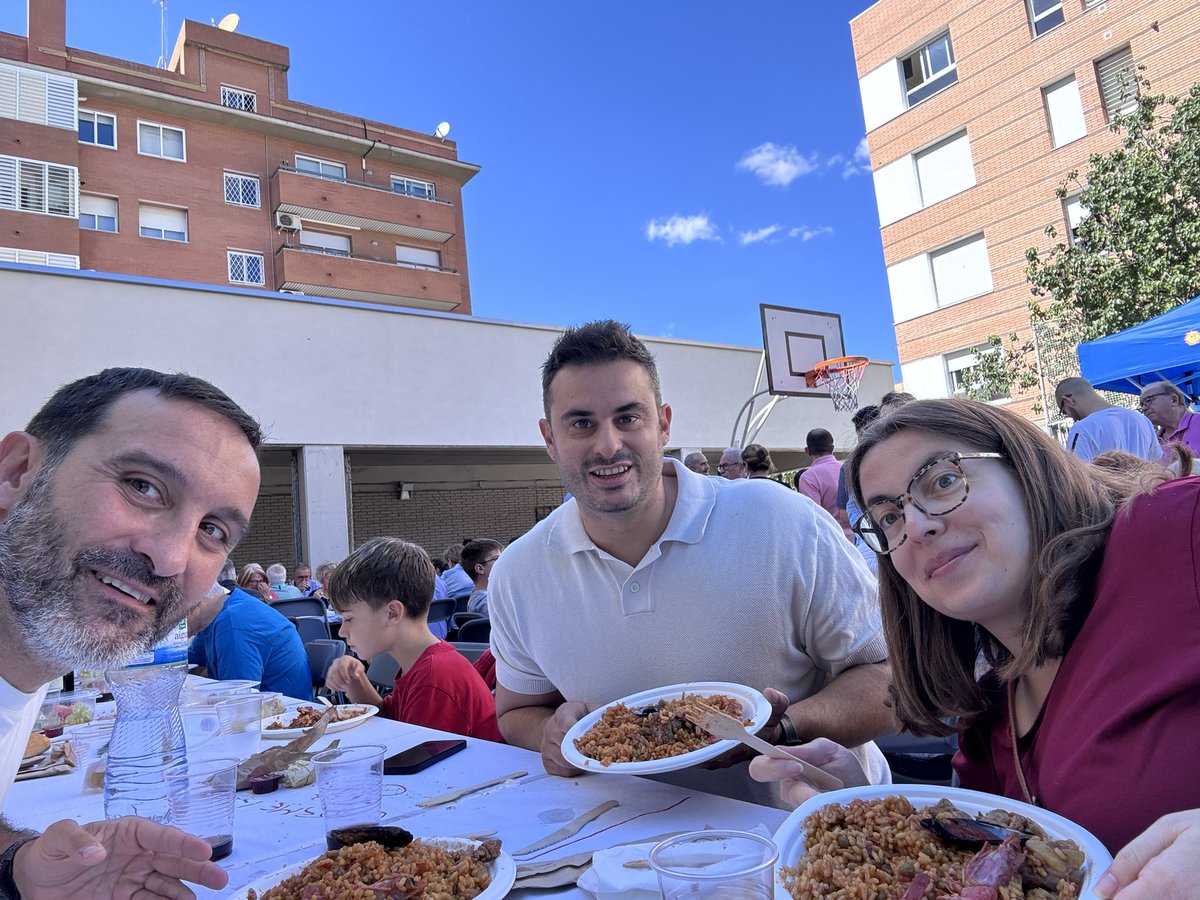 Carlos R. Escuredo tweet media