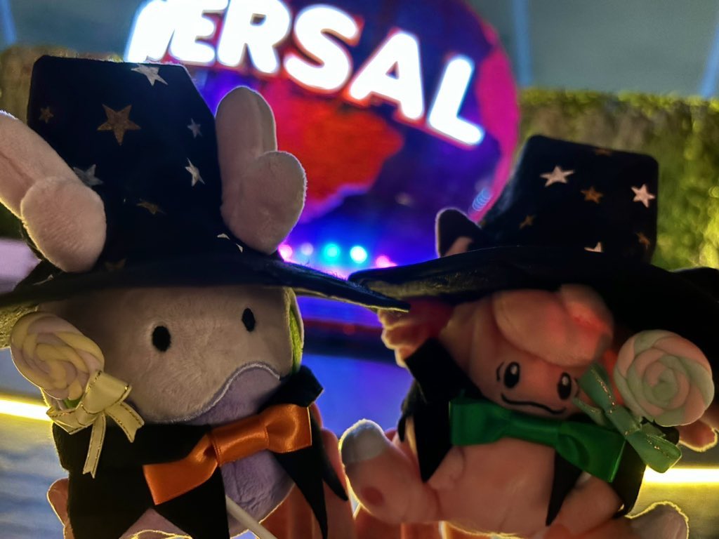 ジムさんとUSJでぬいハロしてきたよ！！！！
衣装作ってくれたのまじで神✨
ヌメちゃんもピクシーくんも可愛すぎて写真・動画ともにえぐい数になってる

めちゃくちゃ楽しかった〜！！！ありがとう😊💕