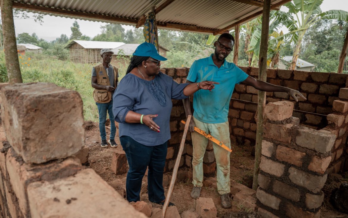 RuvenMenik tweet media