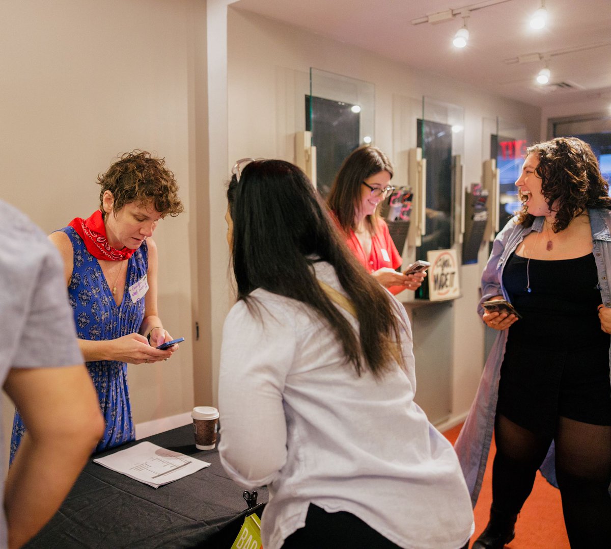 NewYork_CM's tweet image. Thank you to our photographer Nelson Luna @nelsondotluna for documenting our September event! #CMNYC #CMreflection