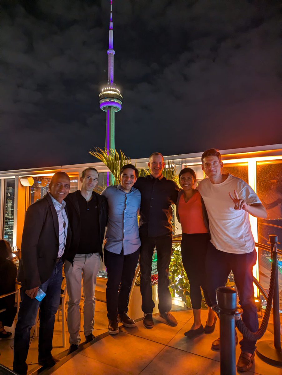 ArgaizR's tweet photo. Had a fantastic time teaching all things Hemodynamics, #VExUS and #Doppler at Toronto🇨🇦 with my good friends @ross_prager @ThinkingCC @heart_lung @WBeaubien @chatterJ5 @khaycock2 @john_basmaji @KiranRikhraj !!
#HRvexusmasterclass 🔥🔥🔥 https://t.co/GYbCfqkXQN