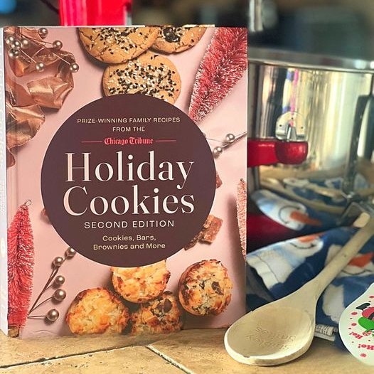 I recently received this Holiday Cookies cookbook full of prize-winning recipes from @agatepublishing. I  have my eye on the Pecan Pie Cookies for our family Christmas this year. #holidaycookies #holidaysugarcookies #holidaycookieseason #holidaycookieswap #holidaycookiestroll