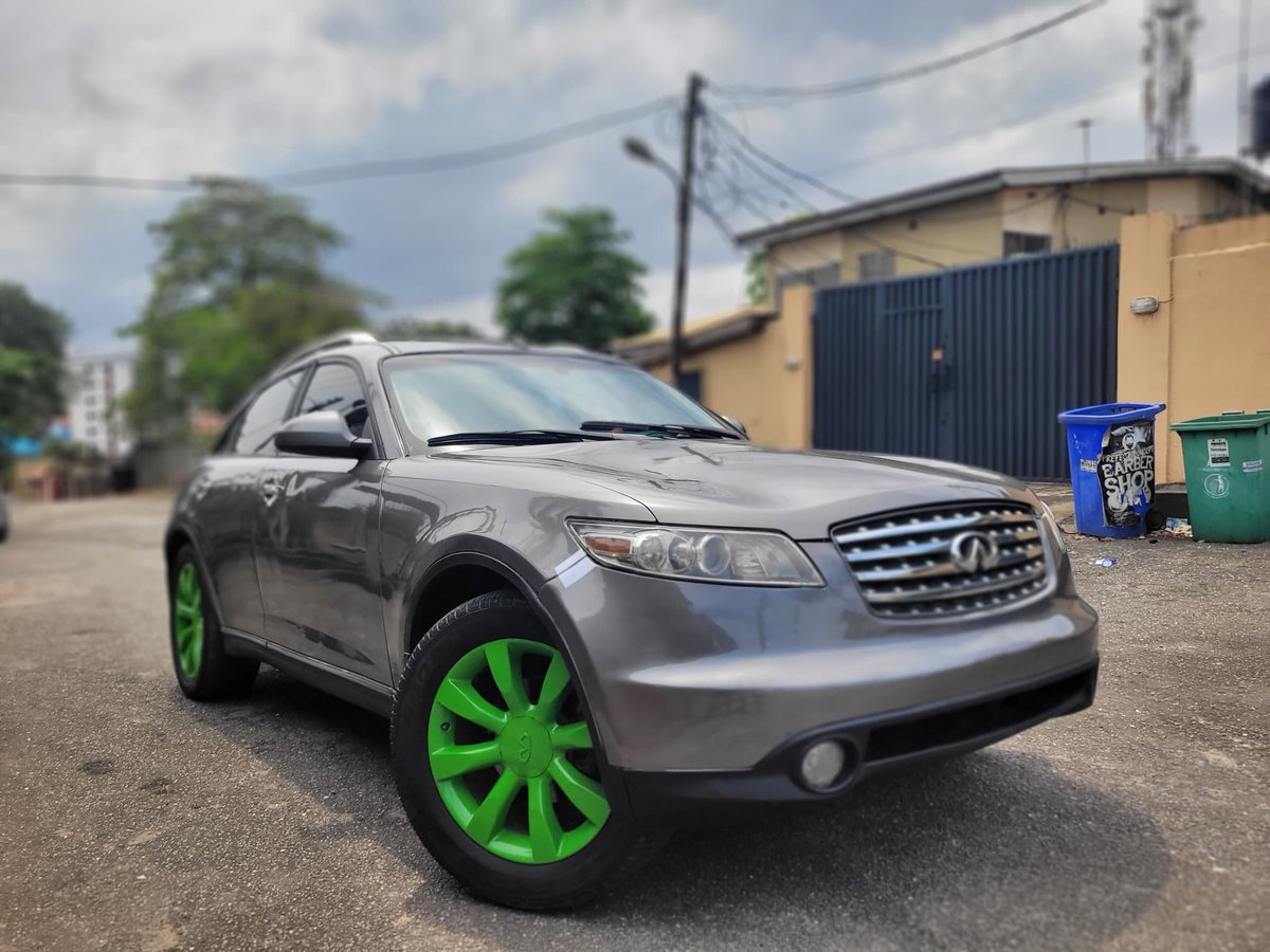 asiwajuautos1's tweet photo. Infiniti Fx35 2005 🇳🇬Used 
✅️Sound Untouched Engine 
✅️Sharp Leather Interior 
✅️Keyless Entry 
✅️Smooth Transmission 
✅Chilling Ac
✅Reverse Camera 
✅Alloy Rims
✅Papers Valid Till January 
 [Additional information,  pictures &amp;price]👇 https://t.co/eHR0qAAVXS
