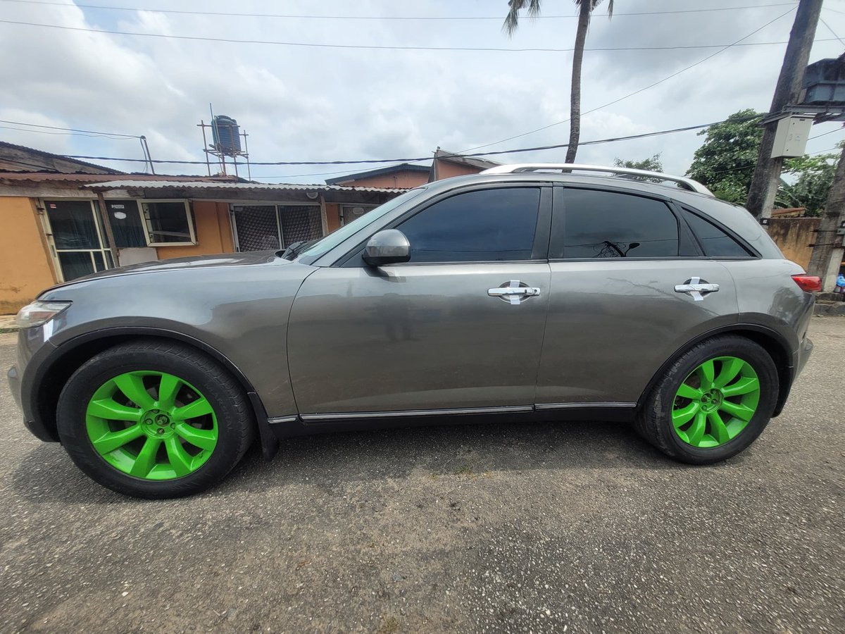 asiwajuautos1's tweet photo. Infiniti Fx35 2005 🇳🇬Used 
✅️Sound Untouched Engine 
✅️Sharp Leather Interior 
✅️Keyless Entry 
✅️Smooth Transmission 
✅Chilling Ac
✅Reverse Camera 
✅Alloy Rims
✅Papers Valid Till January 
 [Additional information,  pictures &amp;price]👇 https://t.co/eHR0qAAVXS