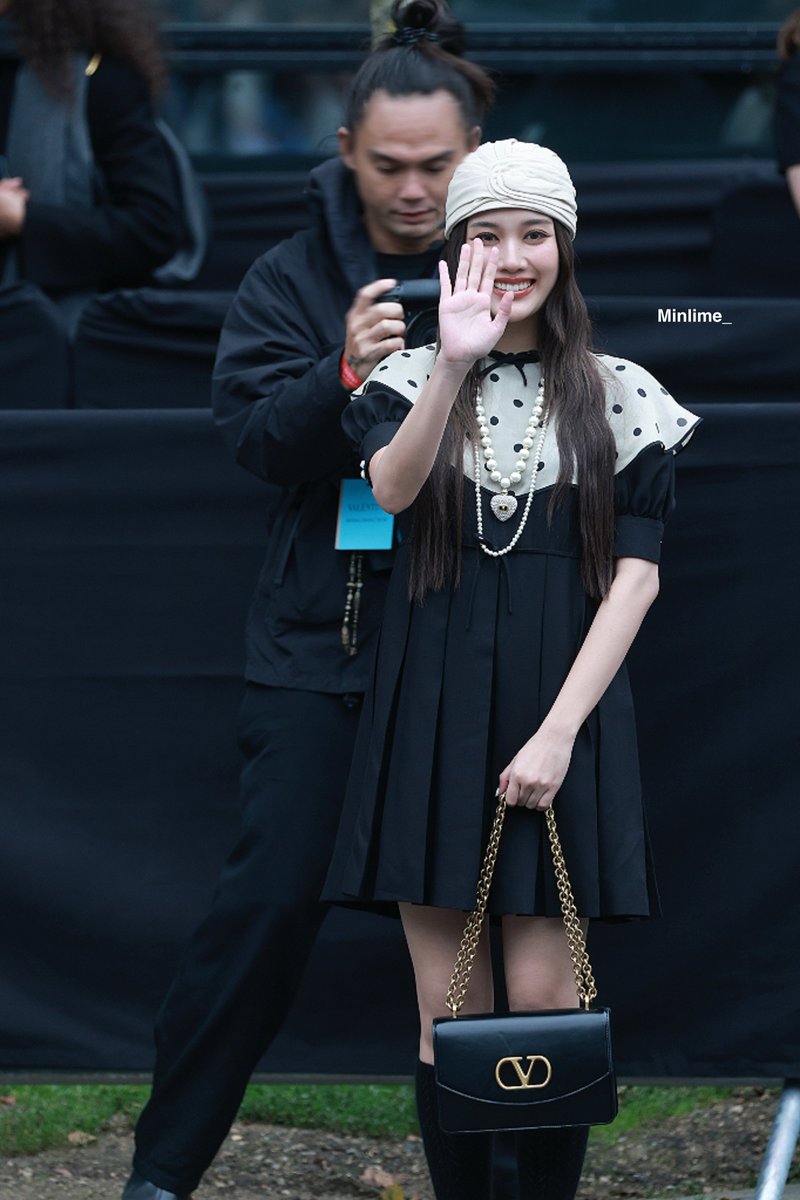 🫠

PAVILLON DES FOLIES X SAROCHA
#PavillonDesFoliesxFREEN
#srchafreen