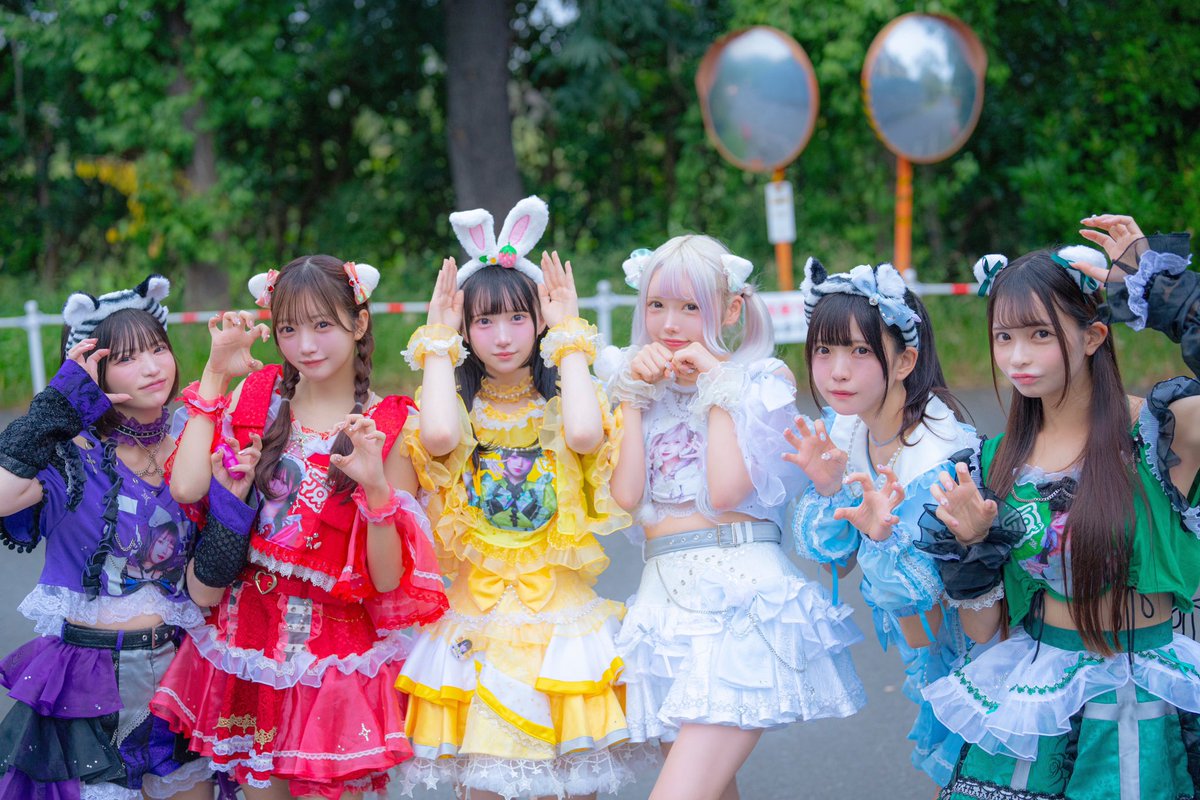 よつばと　ジュラルミン　あずま先生のサイン・ラジオフライヤー付　期間限定大幅値下 東武動物公園2DAYSありがとうございました🦁 3ヶ月連続でのラスト東武