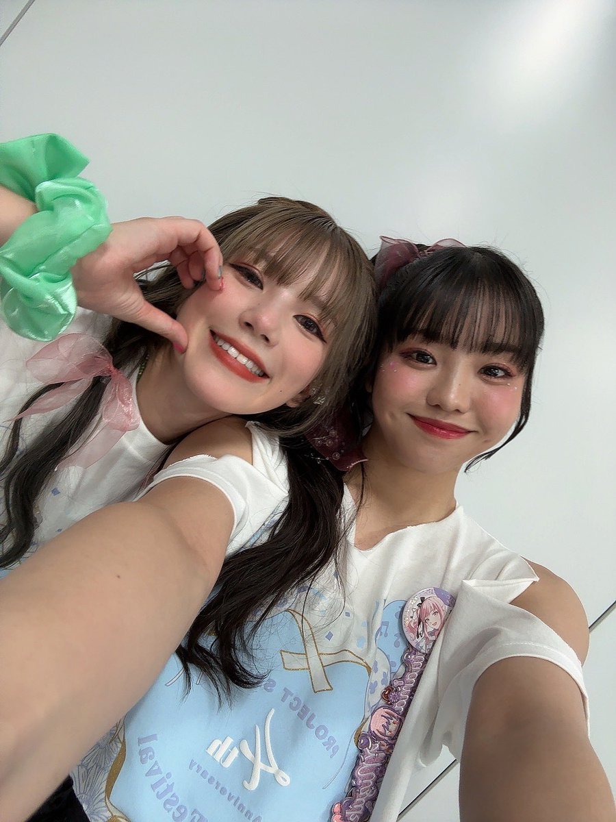 satohina1223's tweet photo. 思い出たち📸
みんなと出会って、4年以上経つんだなあ
気づけば友達…と言ってもいいのでしょうか
色々なお話をさせてもらえて嬉しいです。 https://t.co/E1wZw7gdEr
