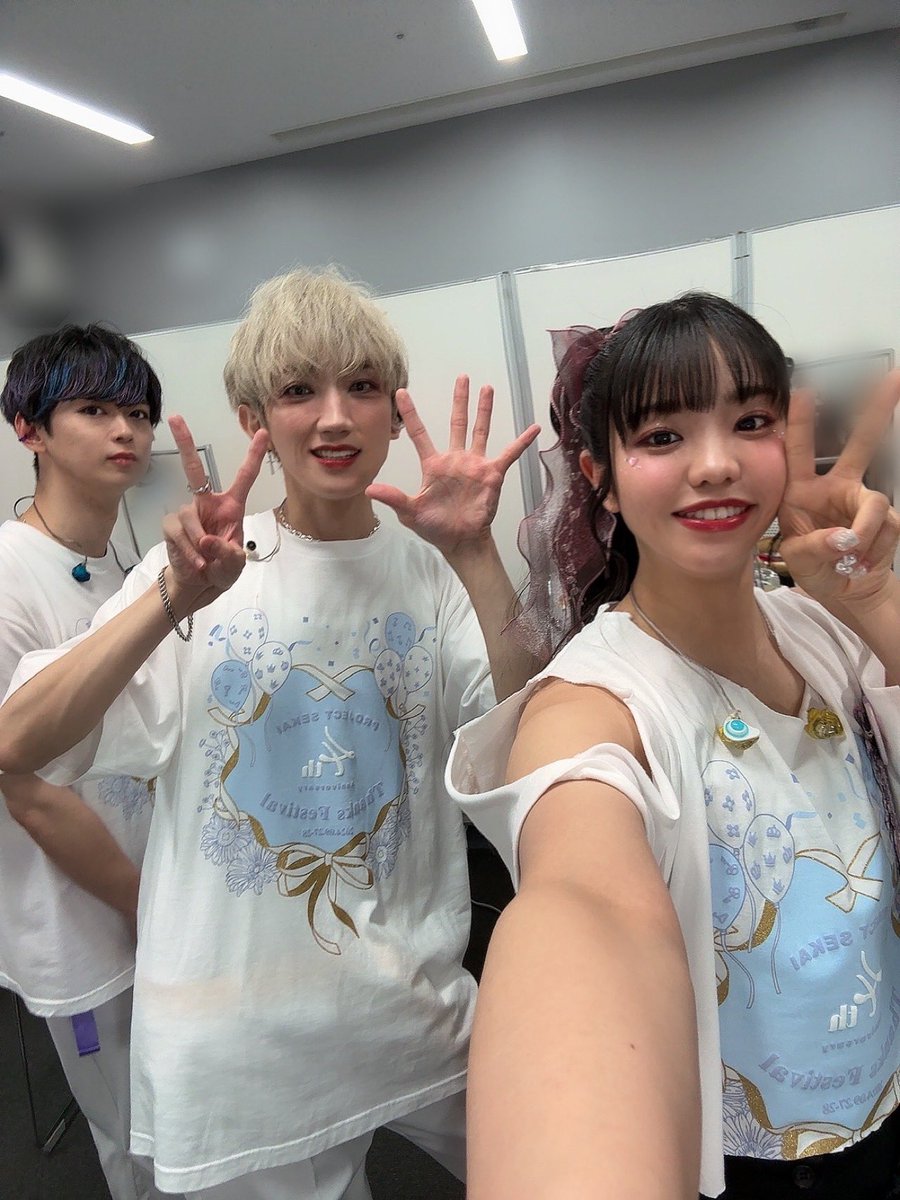 satohina1223's tweet photo. 思い出たち📸
みんなと出会って、4年以上経つんだなあ
気づけば友達…と言ってもいいのでしょうか
色々なお話をさせてもらえて嬉しいです。 https://t.co/E1wZw7gdEr