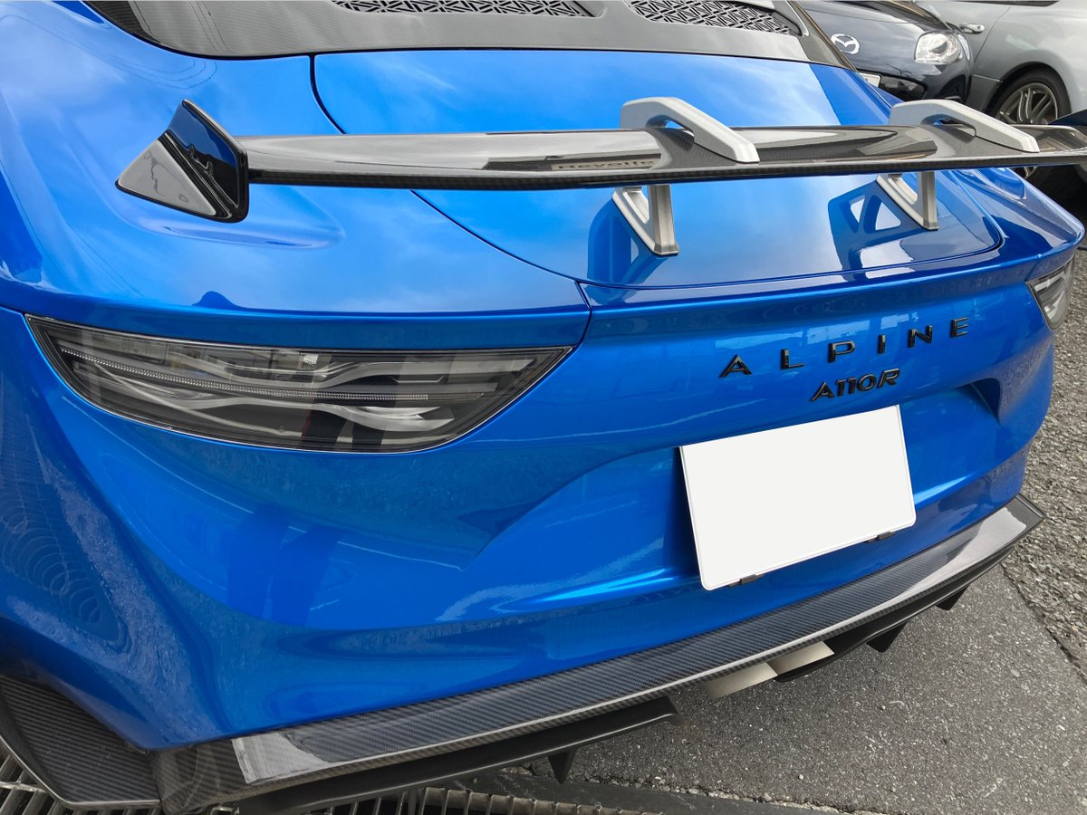 vanity_taja's tweet photo. 本日、まさかのスーパーカーを直に見ることができて大歓喜

#a110r
#revolfe
#alpine https://t.co/zm7CPwGkiV