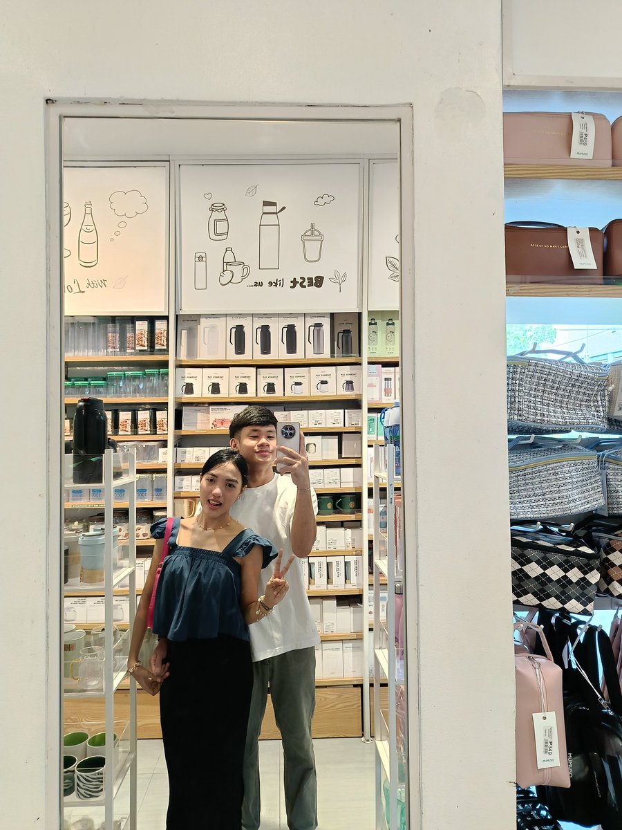 Jvayuda's tweet photo. sundate with lovelove https://t.co/AEWwf83l4A
