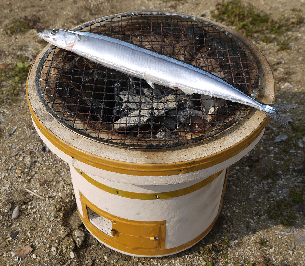 dromediary's tweet photo. / HOW Japan /

🔥 How does SHICHIRIN #grill enhance flavors?

A #shichirin is a small traditional #charcoal grill, great for fish, yakitori and veggies. Perfect for picnics, its clay body traps heat and its hq charcoal intensifies flavors.

🍢 Ever tasted shichirin grilled food? https://t.co/tQurL5r7gF
