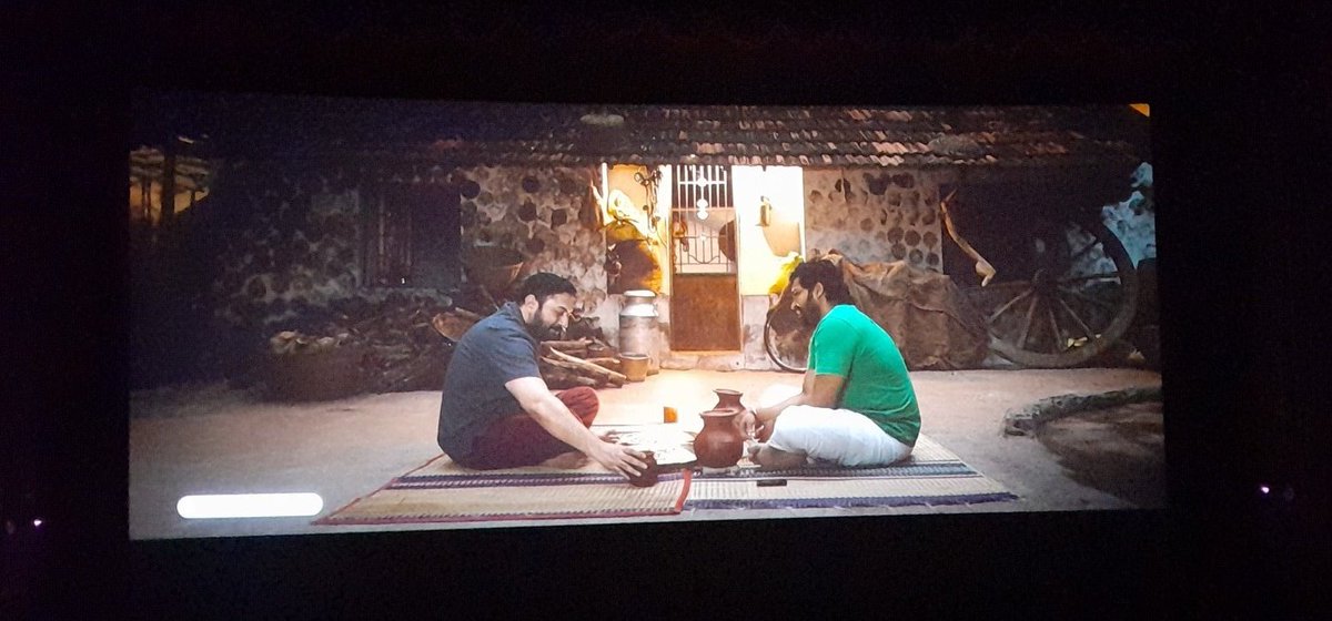 naveenkumar_590's tweet photo. Best bromance movie?! https://t.co/v3b26athWH