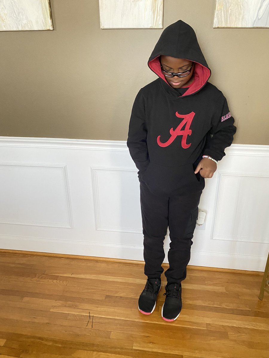 atonoahj's tweet photo. He’s @JeromeFromBham Jr when it comes to Bama😜
#LANK
#ROLLT24DE https://t.co/SiXpmz6y0J
