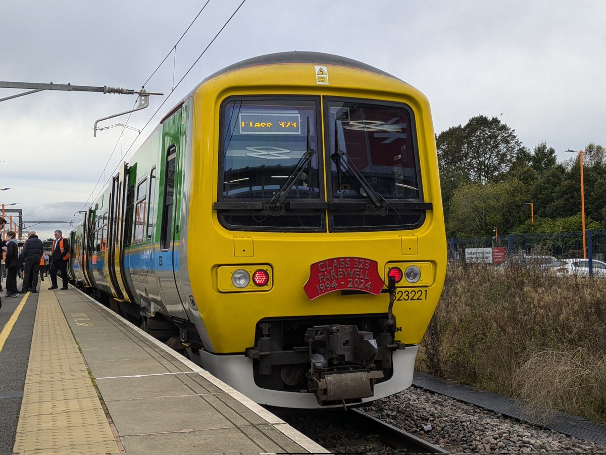 Photos of <a href="/WestMidRailway/">West Midlands Railway</a> 323221 at Liverpool Lime St and Bromsgrove on the 323 farewell tour.