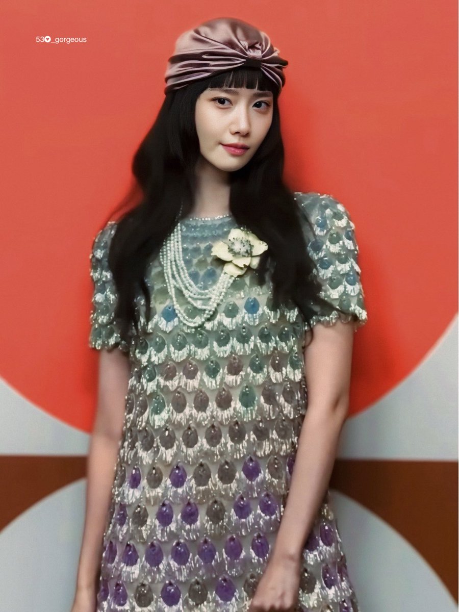 530_gorgeous's tweet image. YOONA AT VALENTINO SS25 

#YOONAxValentinoSS25 #ValentinoSS25
#LimYoonA #YOONA #ParisFashionWeek
#ยุนอา #윤아 #임윤아

@MaisonValentino