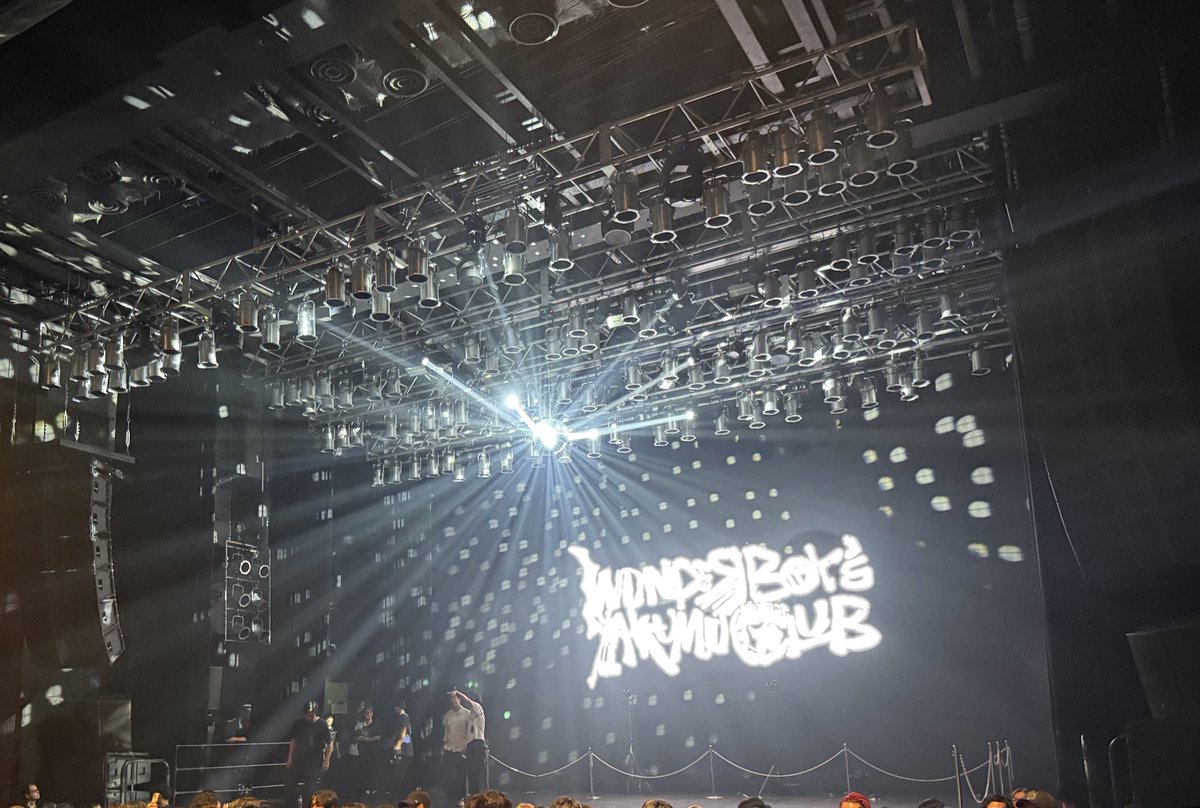 y_y_cha_'s tweet photo. 幸せすぎた
#WONDERBOYSAKUMUCLUB
#WBAC
#野田洋次郎
#YojiroNoda
#RADWIMPS
#kZm
#Awich
#iri
#HOLLY https://t.co/W6O1jR75Nd