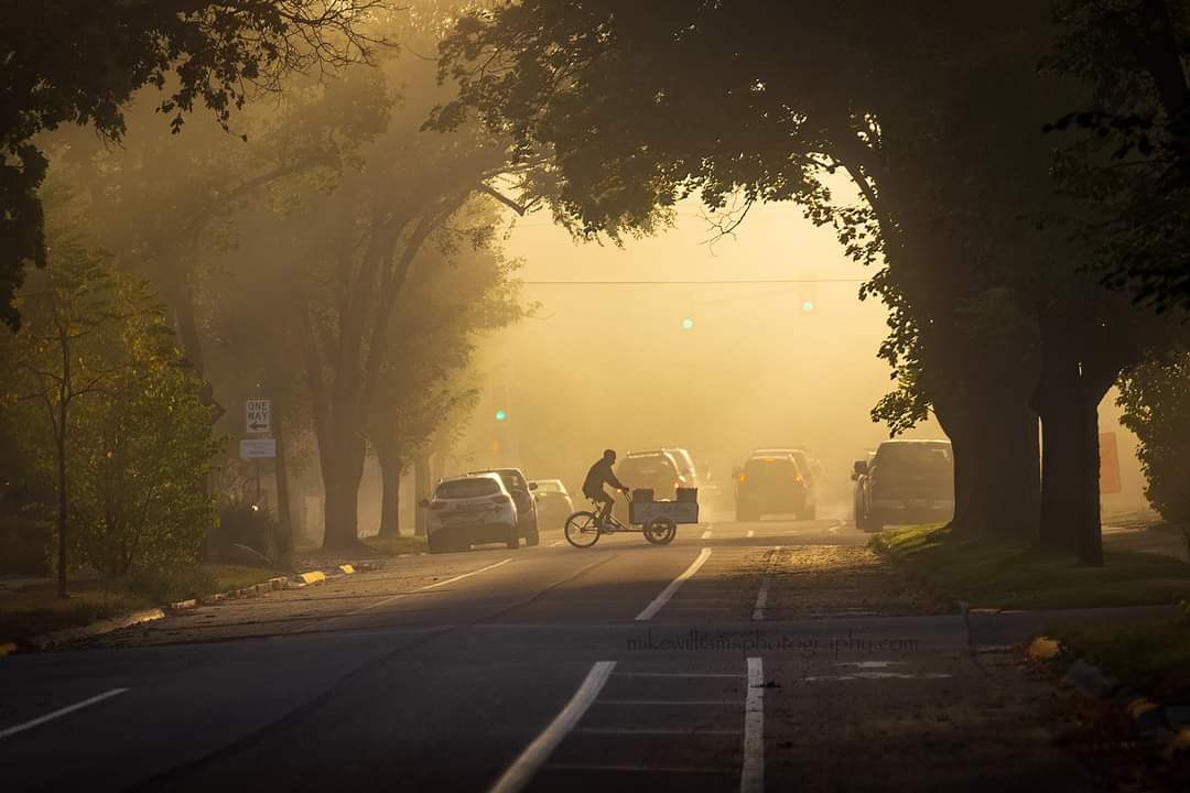 mislaphotoguy's tweet photo. Misty Missoula Montana morning. #mikewilliamsphotography #MontanaMoment #dramaticlight #morningdelivery #gogriz #Missoula #foggy #Canon #canonphotography #canonr5 #canonusa https://t.co/HpELNNM6Xk
