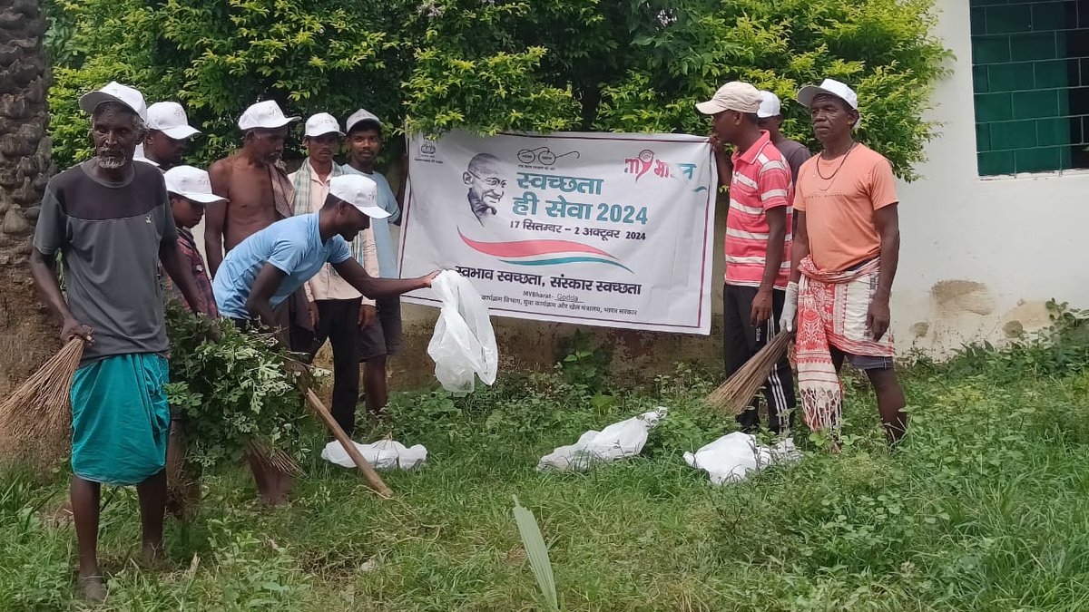 YuvaGodda's tweet photo. Swachhta hi Sewa- @YuvaGodda #SwachhtaHiSewa2024 #SanskaarSwachhata #SwabhavSwachhata https://t.co/4WAU5o4IGb