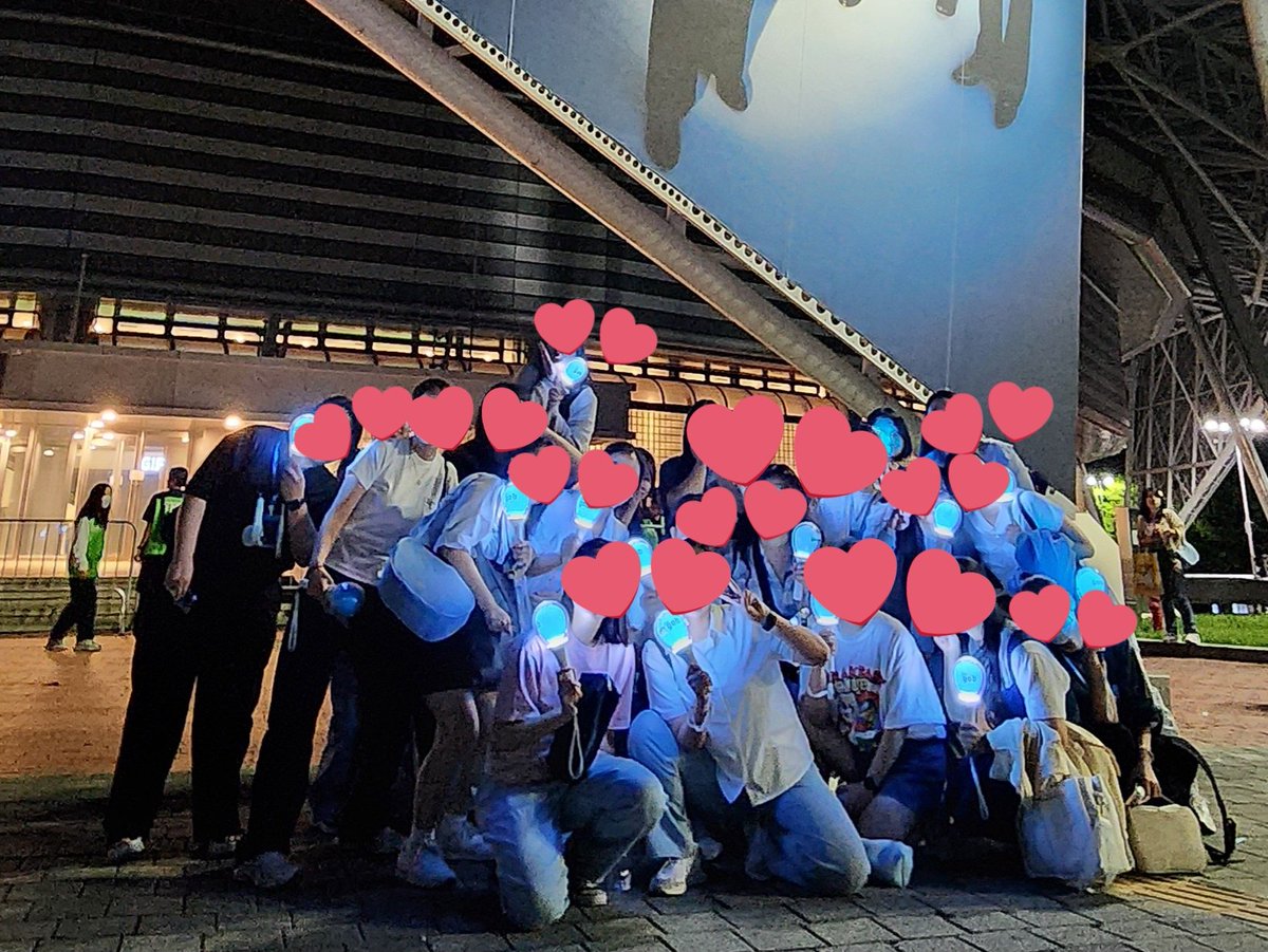 vocalryn's tweet photo. 제군들이여 삼일간 고생 마낫따💙 https://t.co/wPNOmTcqX1