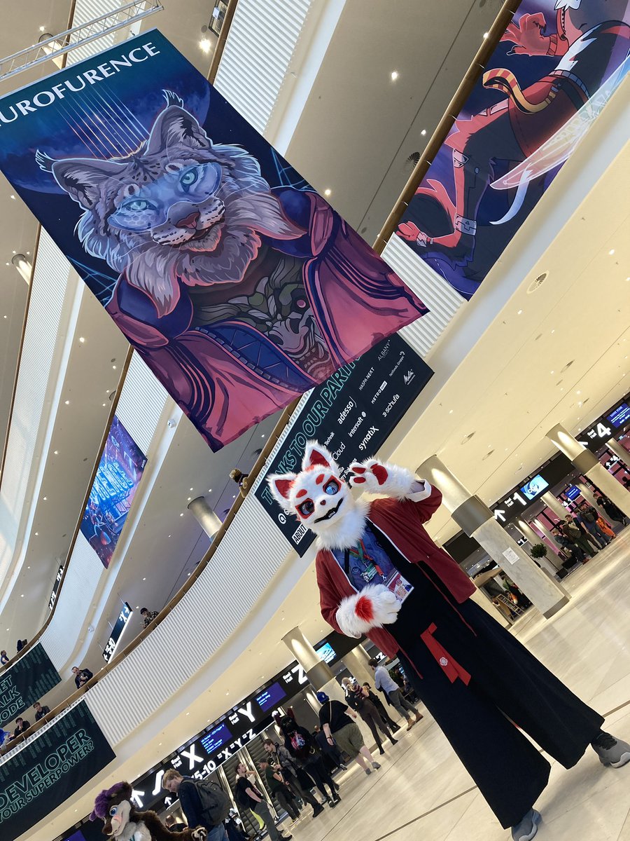 #eurofurence #Eurofurence28 ist schon eine Woche her. Es war so super. Freuen uns schon riesig auf die nächste.