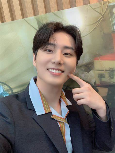 idlecharts's tweet photo. SOYEON and Young K (@day6official) are songwriters (solo credit) with most song entered TOP 10 🇰🇷 all real-time charts in 2024 (each 5)

#전소연 #GIDLE #여자아이들 https://t.co/xlDK3qRm1P