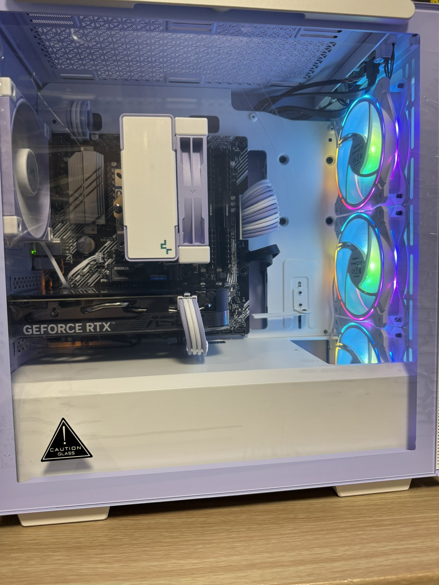中古】Lenovo ゲーミングPC 12400F/GTX 掻き出し 1660S/32GB