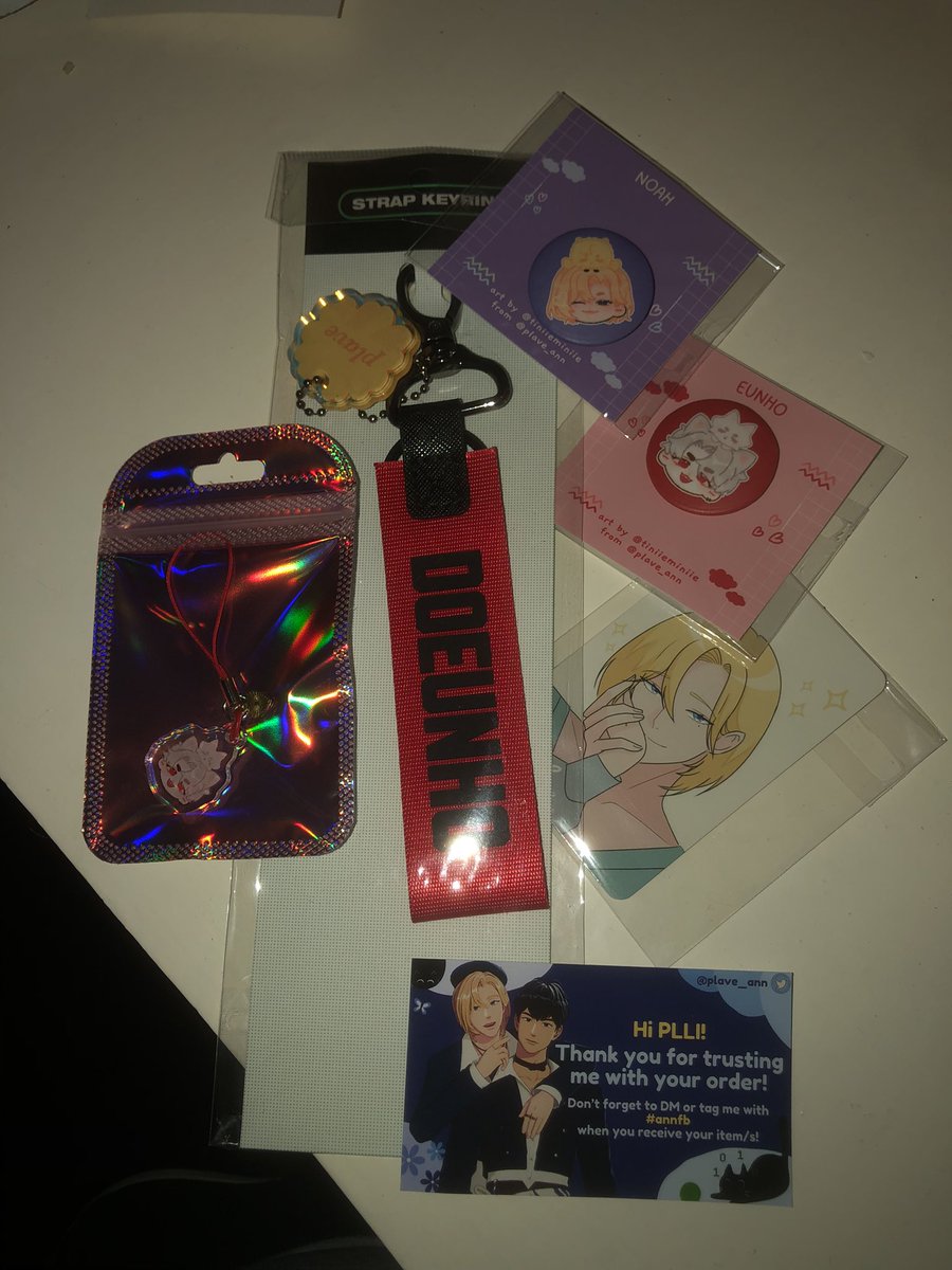 jzy26cp's tweet photo. 💌 @plave_ann | #annfb
Nakauwi na at least ang nasa wishlist ko🥹 T6S Do Eunho’s Keyring❤️ Thank you Ann for letting me adopt his keyring po🙇🏻♀️ Also Thank you for the freebiessss💖 Really love the pins, keychain and photocards. Til the next budol🥹
#yukismails https://t.co/fKUBtnIZT9
