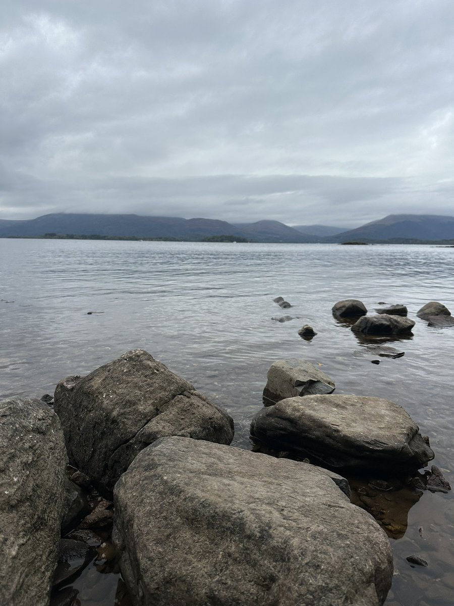 pseudo_aj's tweet photo. This morning we took a walk along the bonnie banks of Loch Lomond! 🏴󠁧󠁢󠁳󠁣󠁴󠁿❤️ https://t.co/SufiW1tjQe