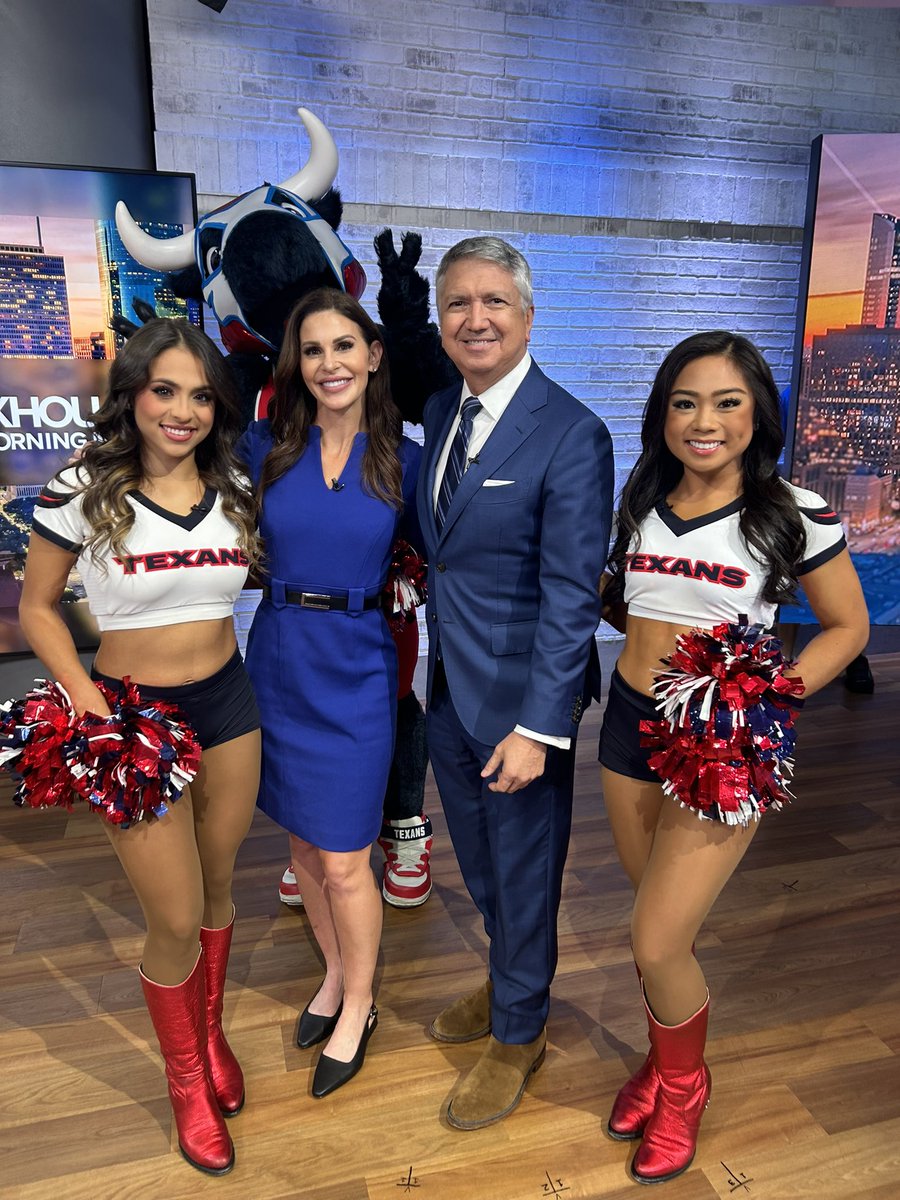 Let’s go, TEXANS!
Check out the game on <a href="/KHOU/">KHOU 11 News Houston</a> at noon !
#texansgameday