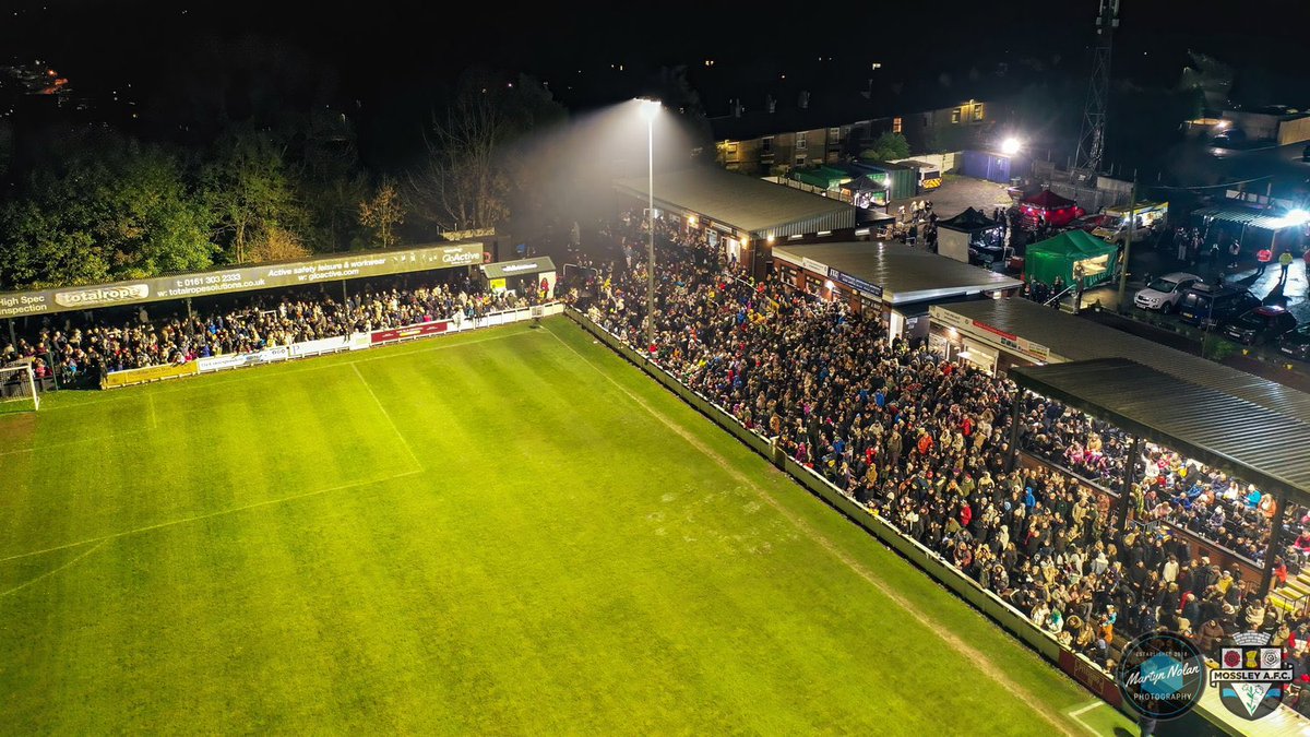 𝗦𝗮𝘃𝗲 𝘁𝗵𝗲 𝗱𝗮𝘁𝗲!

🎇 Mossley AFC Fireworks Night
🗓️ Sunday 3rd November 2024
⏰ From 4.00pm
🍔 Hot food and drinks 
🍺 Social Club
🍬 Tuck shop
🎟️ All pay on the gate

Spread the word! 📣 

⚪️⚫️