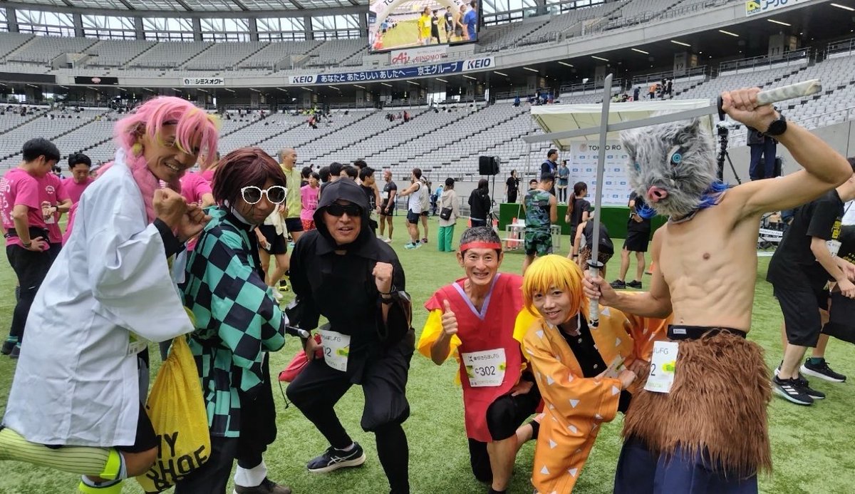 9/29 23℃ 曇り☁️ TOKYO ROKUTAI 6時間リレー❗️
Zoomfly 5 (Vaporflyにすればよかった)
1.6km × 9 (Ave. 4'30"〜4'43" ラスト2本は㌔5) 167bpm
6名で鬼滅仮装で走ることになった6時間耐久リレー。ペースが安定せず走り込み不足を痛感..それでも楽しめたので参加して良かったです！
＃走れることに感謝