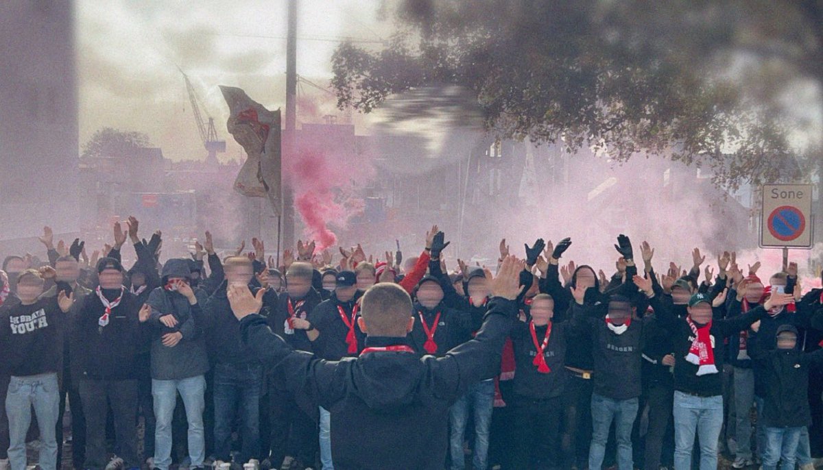 1908_Johnny's tweet image. Våre gater osvosv