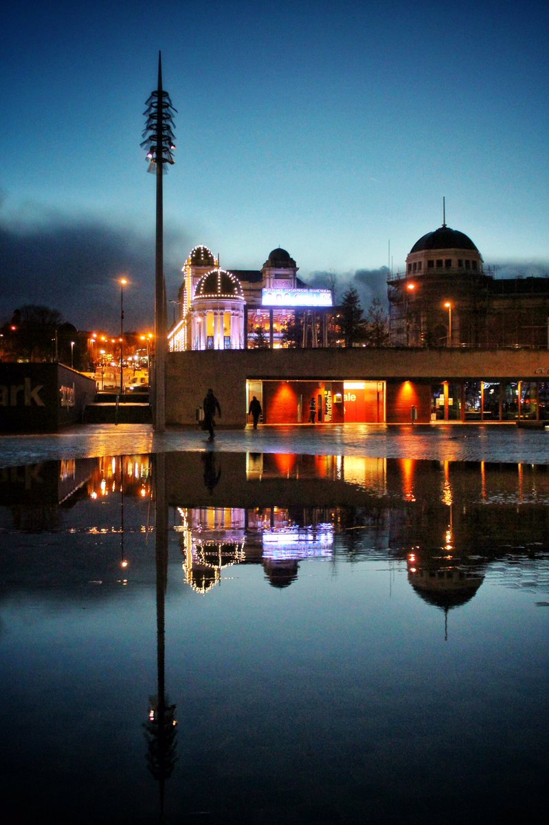appertunity's tweet photo. More #Bradford #refections @CityParkBD #CityPark #Bradford2025 #ListerPark #CartwrightHall #MugalGardens #Odeon https://t.co/lbbAa2IG3l