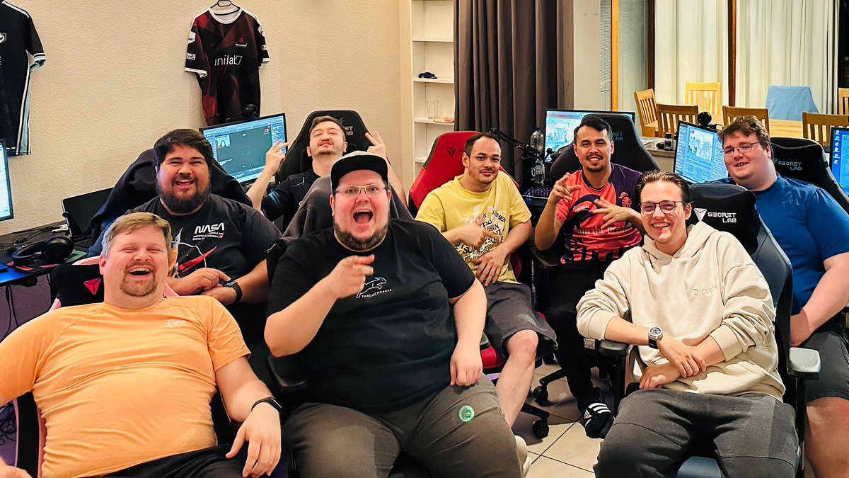 Content Bootcamp mit dem inner circle war 1A! 🌟

Haben’s endlich geschafft die Brüder für nen Wochenende zu versammeln. 😎

Wenn ihr n lässiges und komfortables Gaminghaus im Norden sucht, ab zur <a href="/playbay_gg/">Play Bay</a> !

- reibungsloser Ablauf &amp; Service
- mega Gaming Raum für &gt;10 Leute!
-