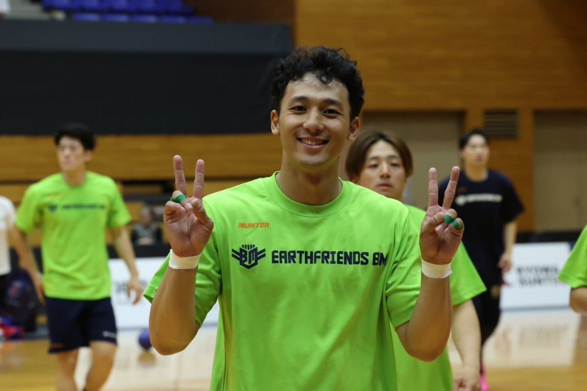 efbm_16's tweet photo. vsレッドトルネード佐賀
38-20 lose

相手に圧倒されてしまい
自分たちの良さを出すことができませんでした。
とても悔しい一戦ですが
次があります！
次は勝つ！！
応援よろしくお願いします🙇

#アースフレンズBM
#アスフレBM
#アースフレンズBM東京神奈川
#ハンドボール
#handball https://t.co/48TxvJ8vOO