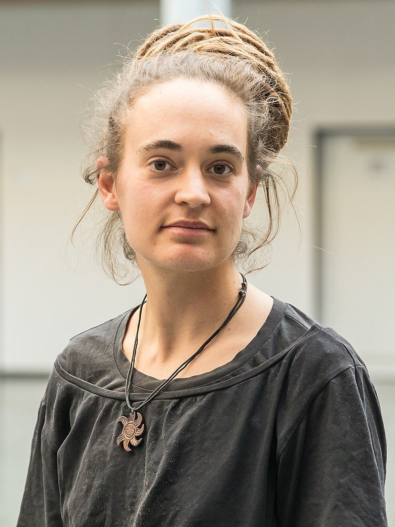 galluzzilucio's tweet image. .Buonasera:
🔴 Carola #Rackete: essere di sinistra significa sostenere l'#Ucraina e combattere le €dittature come #Russia, #Venezuela o #Siria.
#russiamerda #ciucciaputin sucate!