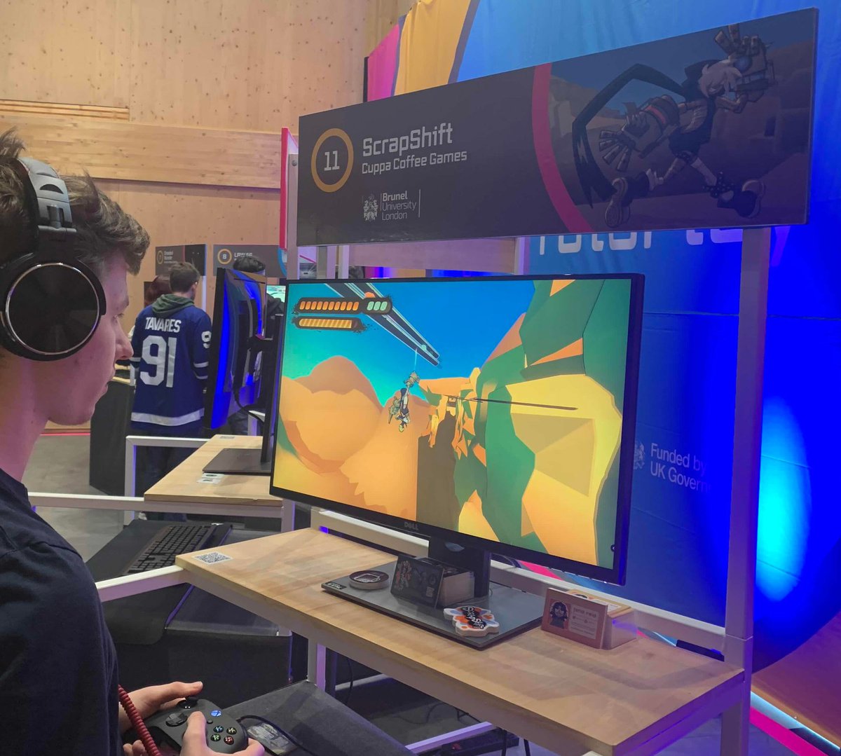 CuppaCoffeeG's tweet photo. Just like that, our trip to Dundee for #ProtoPlay has come to an end. Thank you so much to everyone who came up to try out #ScrapShift and all the other games made by this year's #Tranzfuser2024 cohort! 

Some BTS of our trip 💙🧡 https://t.co/6ueCvQNu6c