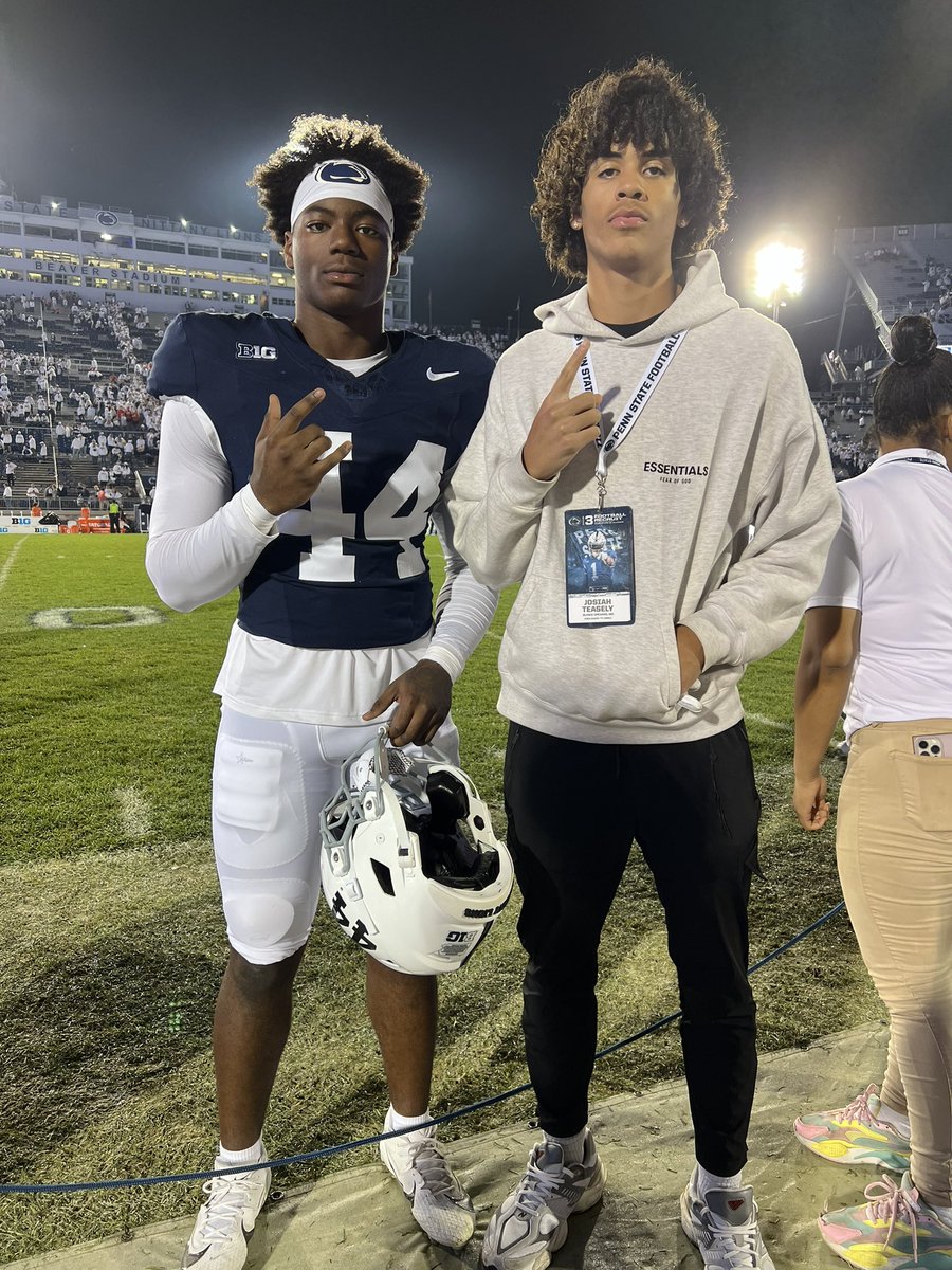 Josiah Teasley (@josiah_teasley) on Twitter photo Popped out to show some love #BigQO #WeAre <a href="/QO_FOOTBALL/">Quince Orchard Fball</a> <a href="/QO_Coach_Kelley/">John A. Kelley</a> <a href="/JaylenHarvey_/">Jaylen harvey</a> <a href="/DMV_Hype/">the DMV Hype</a> <a href="/pcthoughts/">Pamela Crockett</a> Popped out to show some love #BigQO #WeAre <a href="/QO_FOOTBALL/">Quince Orchard Fball</a> <a href="/QO_Coach_Kelley/">John A. Kelley</a> <a href="/JaylenHarvey_/">Jaylen harvey</a> <a href="/DMV_Hype/">the DMV Hype</a> <a href="/pcthoughts/">Pamela Crockett</a>