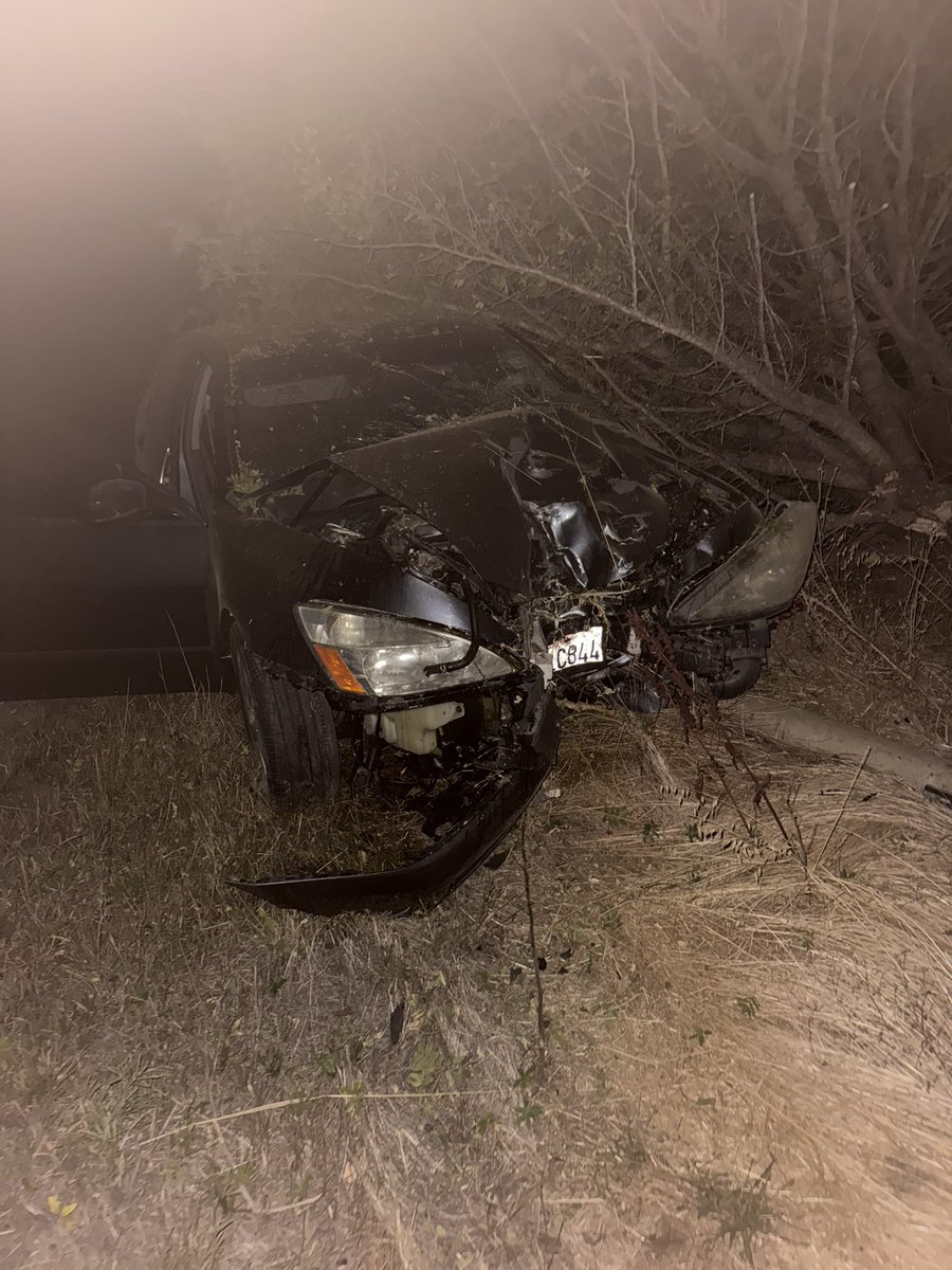 seastrunk8's tweet photo. God gave me another chance blessed to still be here. Crashed my car yesterday morning. God blessed me