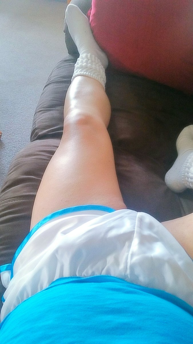 DForclaire's tweet photo. Now a true vintage... no longer available 😢 💔 😞 😪 
#dapa #shorts #shiny #satin #sprinter #nylon #vintage #white #dapadesign #shinynylon #shinynylonshorts #whiteshorts #whitenylon #whitenylonshorts #glanz https://t.co/PtNJJGw1Yf