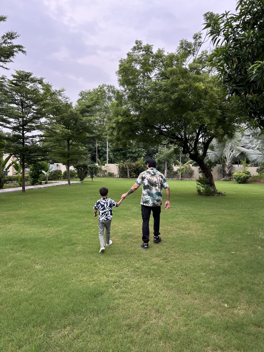 iAnkeetPatel's tweet photo. Spending time with children is more important then spending money on children.
#SundayAtHome 🏡 https://t.co/CDKBEXKbRD